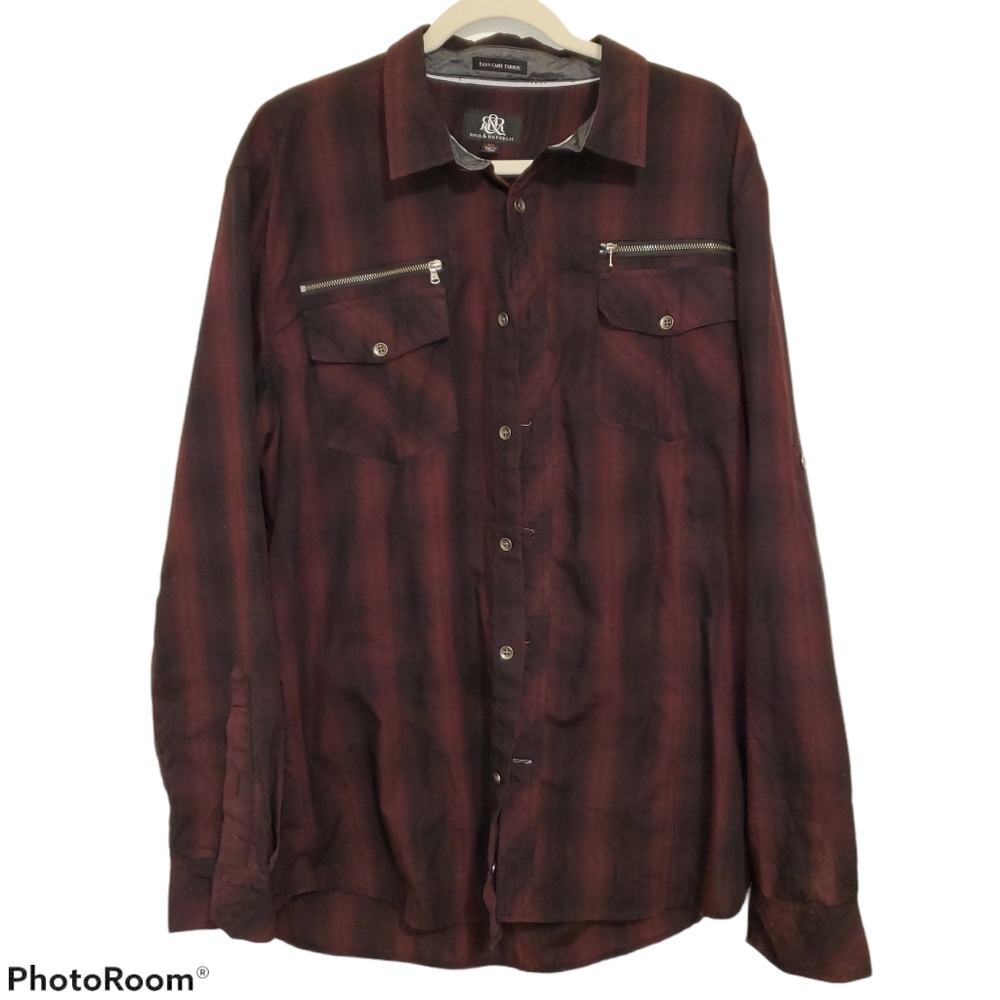 Rock & Republic Men's Black/Red Button Down 267